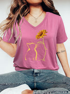 Plus Size Women's Relaxed Fit Cat & Sunflower Print Short Sleeve V Neck Casual T-Shirt with Slight Stretch for Comfortable Wear