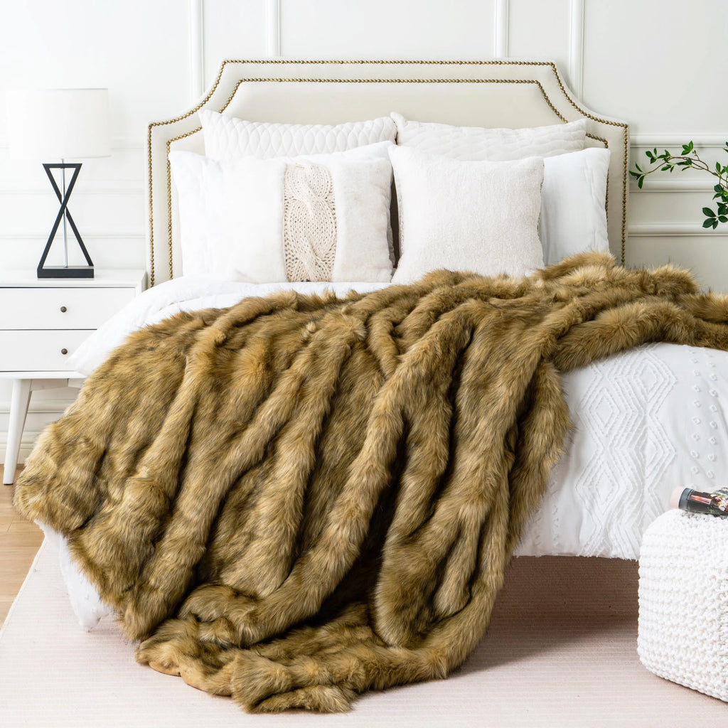 Battilo Faux Fur Throw Blanket Luxury Decorative Sofa Blankets Thick Warm Fur Blanket Soft Fluffy Plaid Throws For Bed King Size