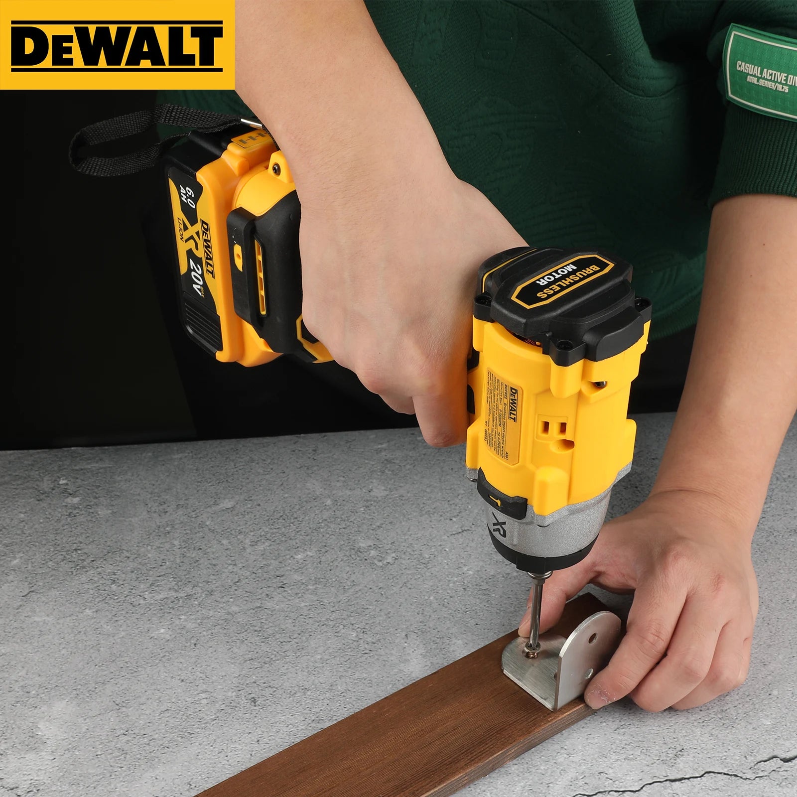 DEWALT DCF922 ATOMIC 20V MAX 1/2 in Cordless Impact Variable - speed Electric Wrench with Detent Pin Anvil