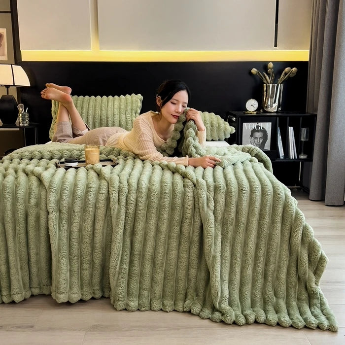 New Artificial Rabbit Plush Autumn Warm Blankets for Beds Soft Coral Fleece Sofa Throw Blanket Comfortable Thicken Bed Sheet