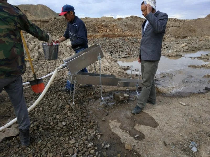 Gold Prospecting Equipment Simple Gold Mining Highbanker Sluice Box Mineral Separator