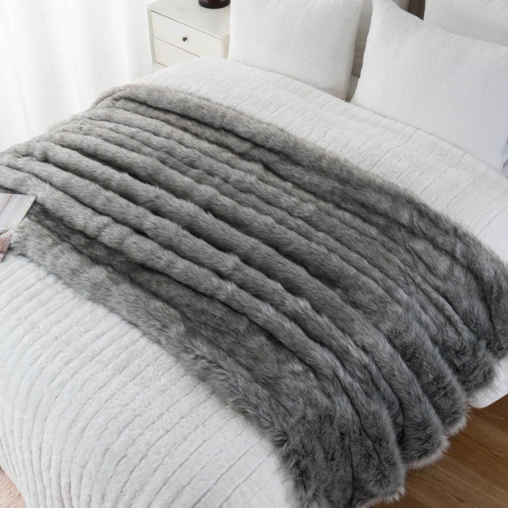 Battilo Faux Fur Throw Blanket Luxury Decorative Sofa Blankets Thick Warm Fur Blanket Soft Fluffy Plaid Throws For Bed King Size