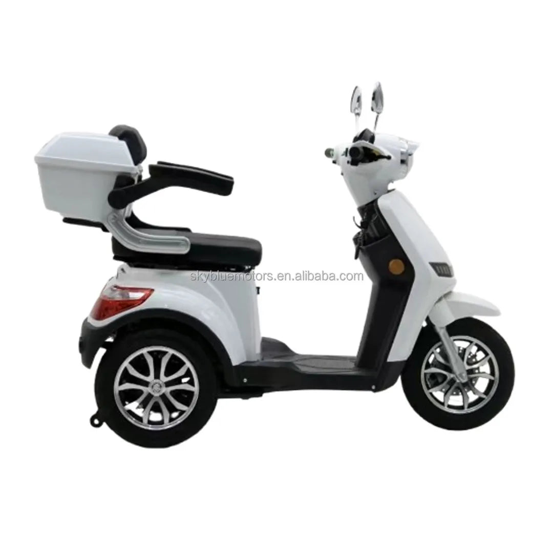 Factory Hot Selling 2025 New Design Three Wheel Heavy Duty Handicap Mobility Scooters EEC certified Long Warranty