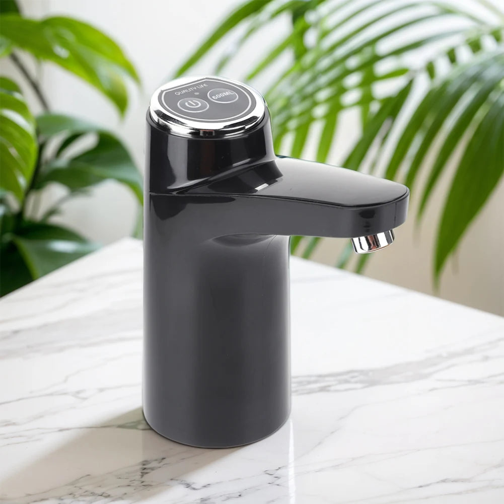 11L Large Water Tank Outdoor Water Bin with Faucet & USB Rechargeable Electric Water Pump Water Tank Cover for Camping Fishing