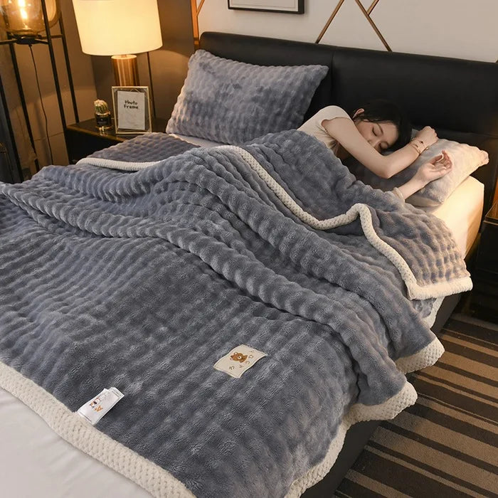 2025 new solid color simple blanket imitation rabbit velvet super soft plush blanket high gram weight sofa blanket winter warmth