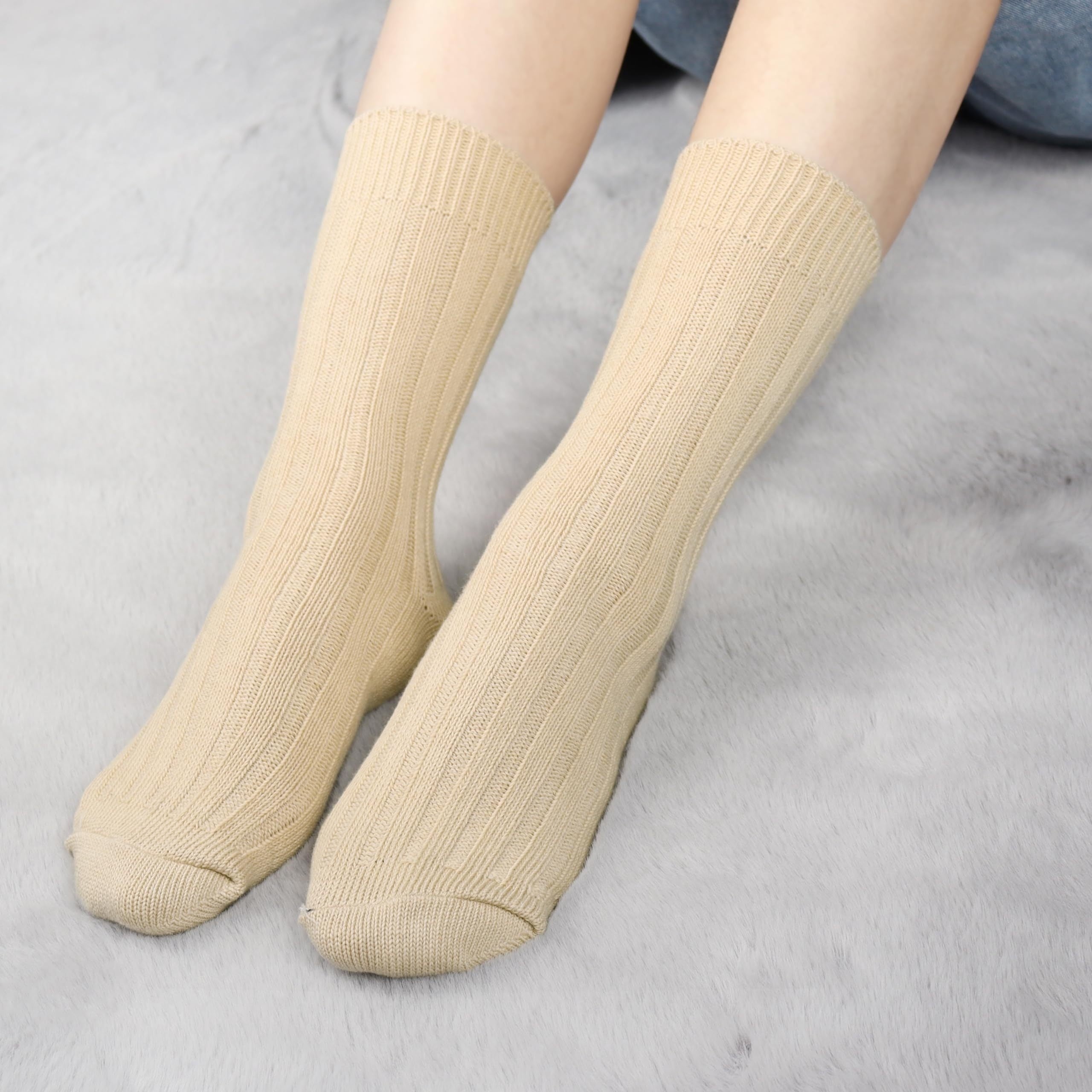 6 Pairs of Cozy Alpaca Socks - Warm, Thermal, Comfortable, Thick, and Oversized for Women and Teenagers, Perfect for Winter, Boots, and Birthday Gifts